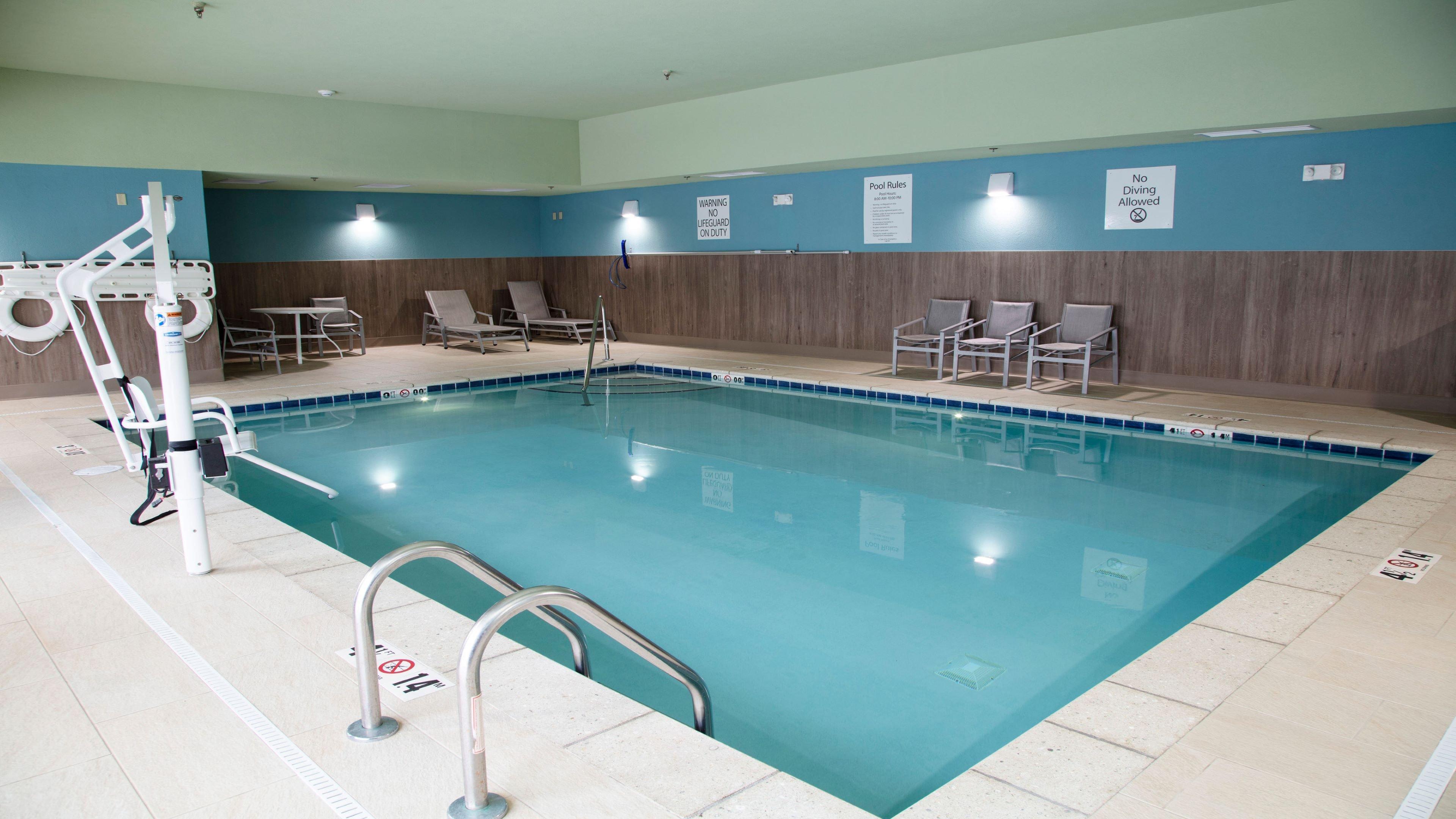 Holiday Inn Express & Suites - Marion By Ihg Luaran gambar