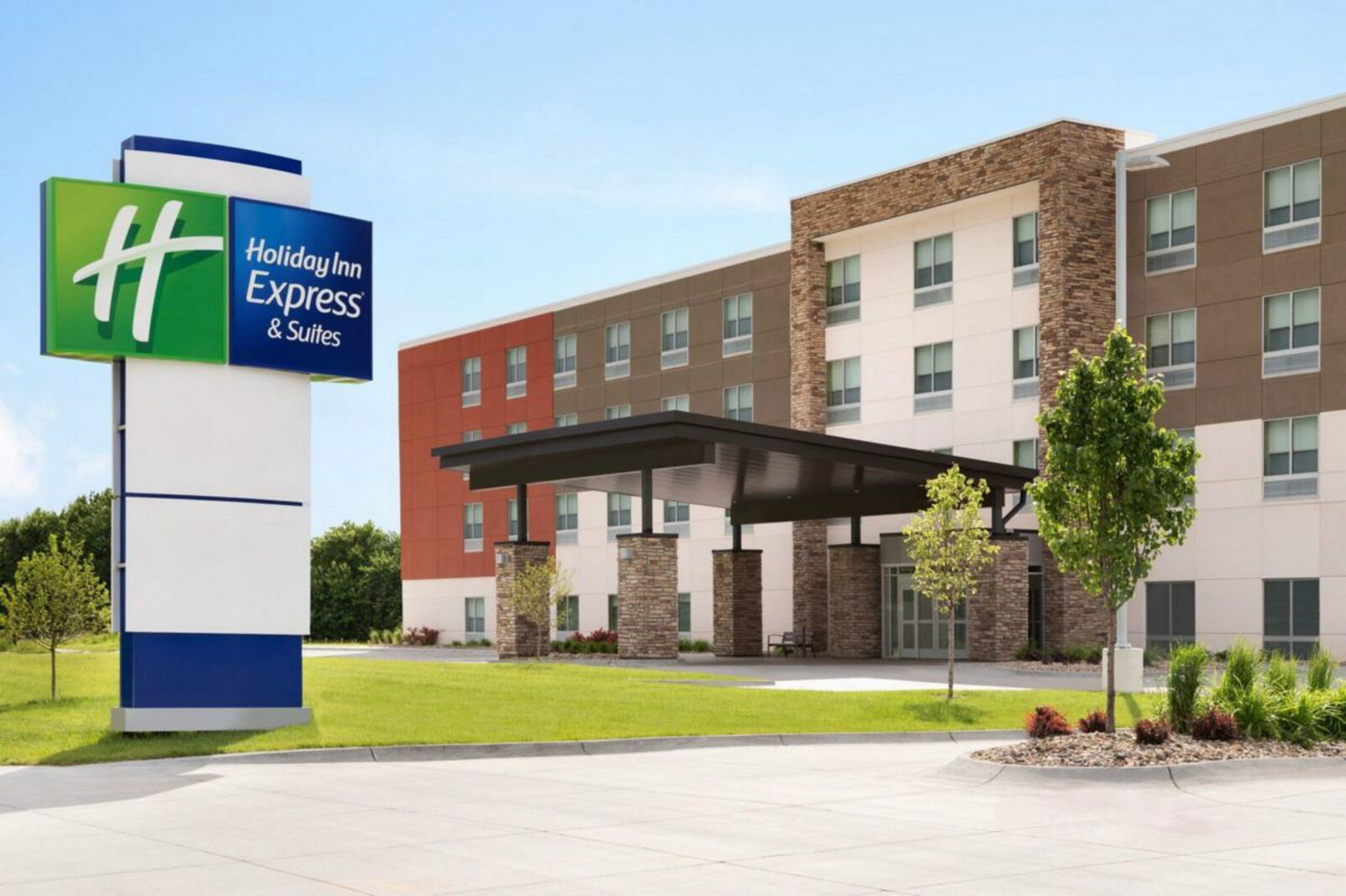Holiday Inn Express & Suites - Marion By Ihg Luaran gambar
